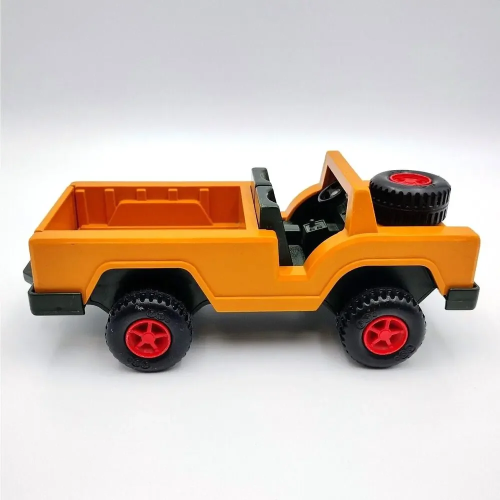 Fisher-Price Vintage 1975 Adventure People Safari Jeep Truck Yellow Made In USA
